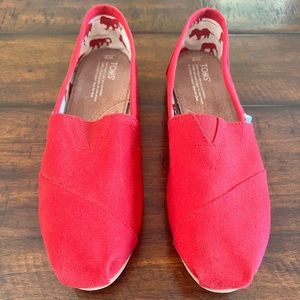 TOMS Women's Red Classic Canvas Slip-On Shoes